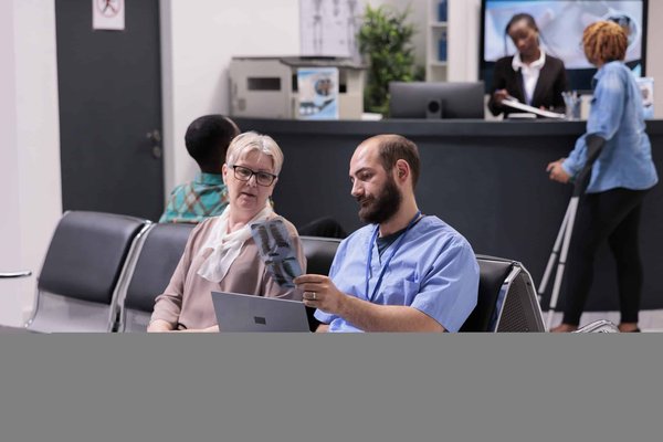 Quel expert peut-il vous interpréter les heures miroir ?